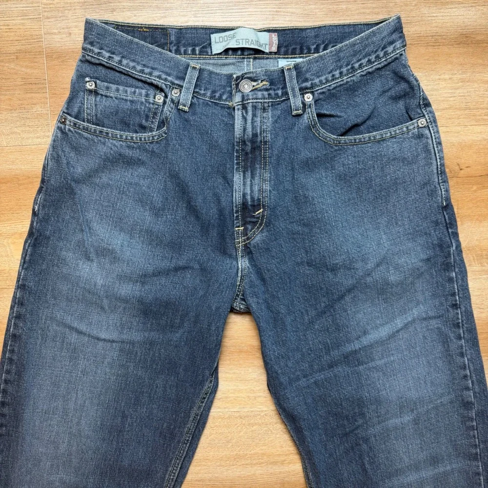 Levis levi 569
